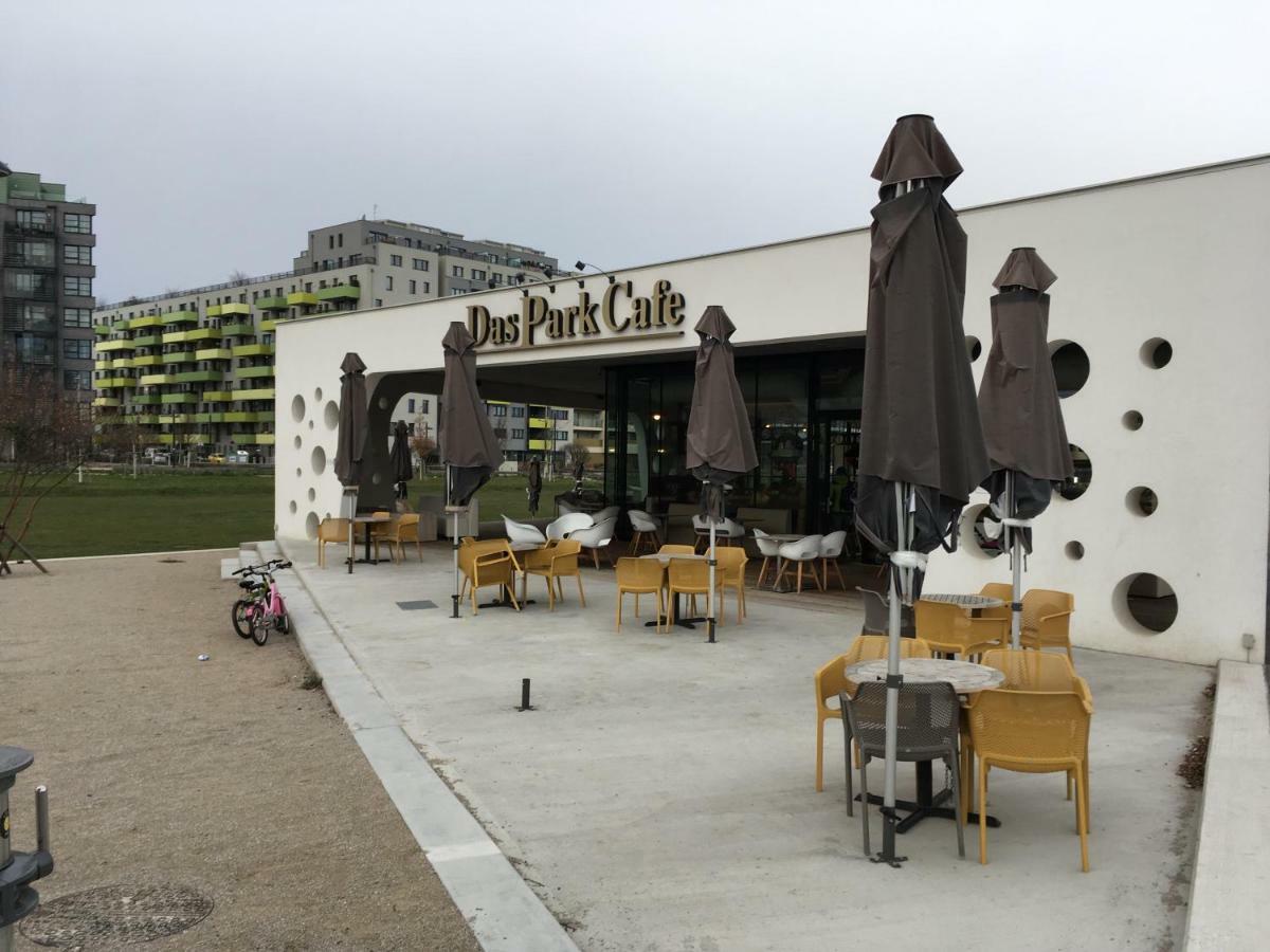 Park Hauptbahnhof 17 Vienna